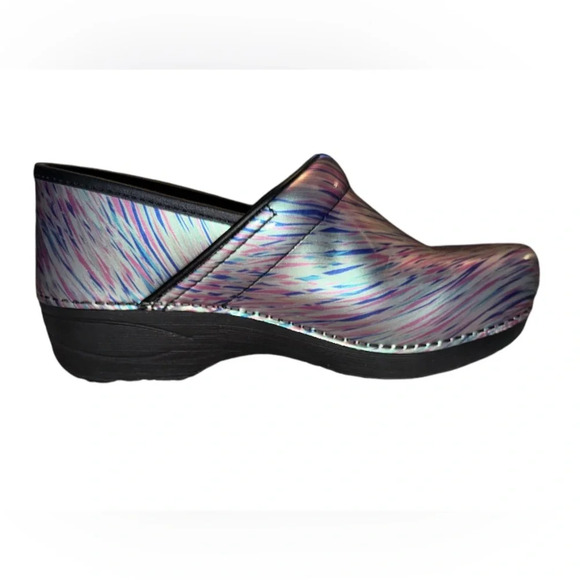 Dansko XP 2.0 Pastel Blur Print Patent Leather Clogs size EU 38/US 7.5-8 - Picture 1 of 11
